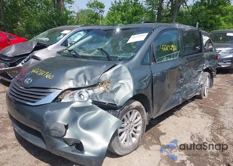 2014 Toyota Sienna Xle V6 8 Passenger from USA, damaged, VIN 5TDYK3DC5ES447110